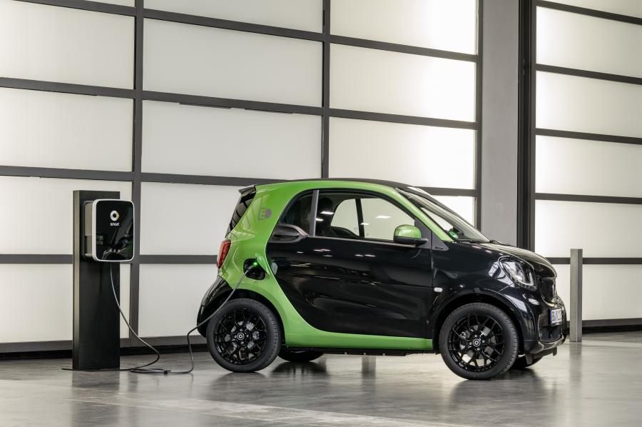  Smart ForTwo Prime Coupe Electric Drive 2017 года  (фото 18 из 48)
